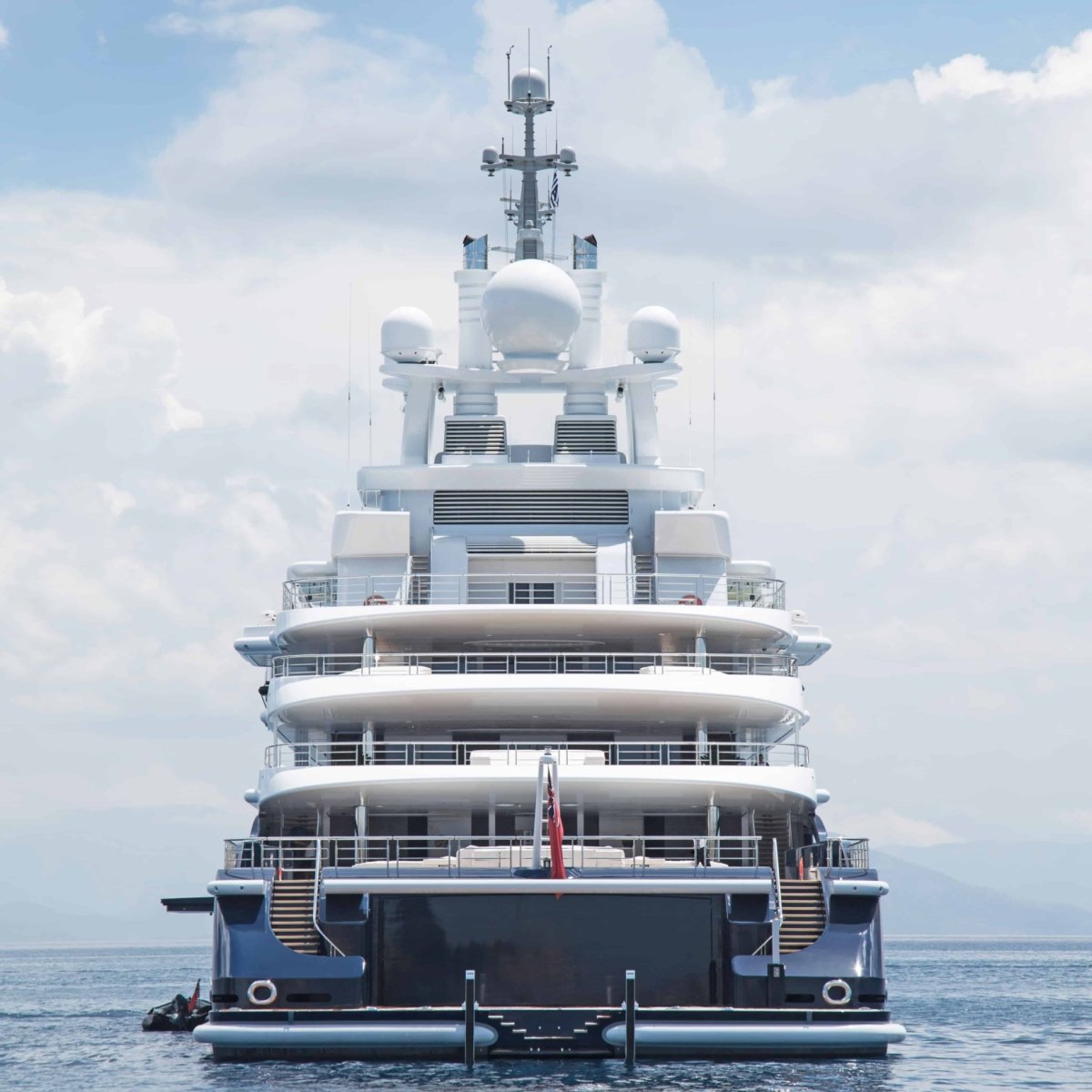 sailing yacht design trends